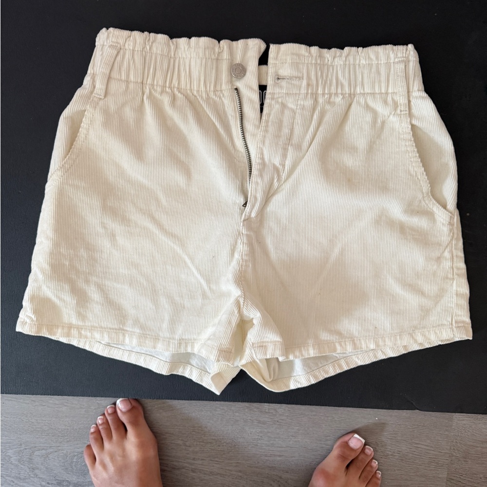 Urban Outfitters High Waist Beige Shorts